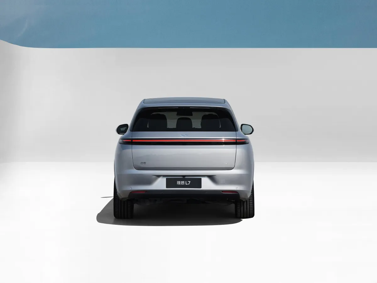 Li L7,autocango,china used car exporter,china ev exporter,chinese used car exporter,chinese used ev exporter