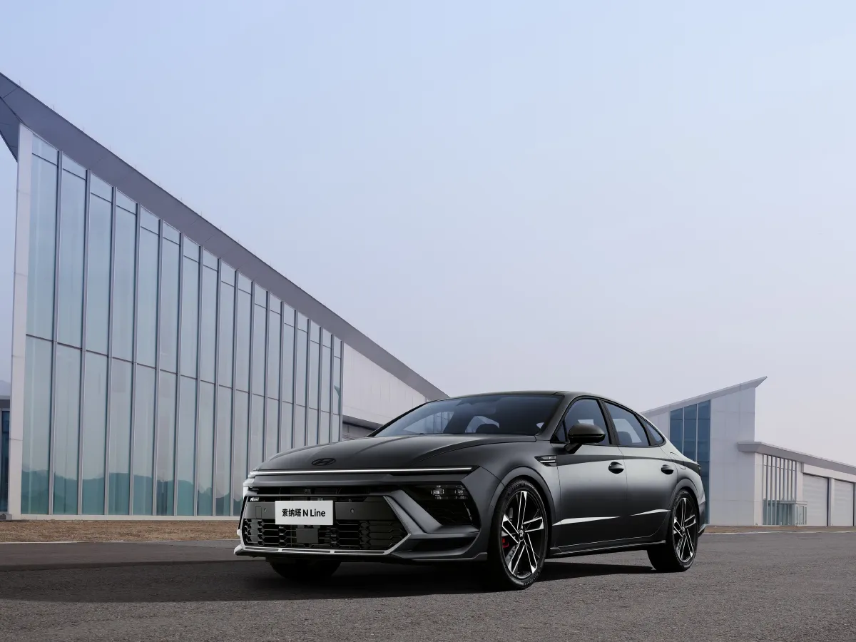 Hyundai Sonata,autocango,china used car exporter,china ev exporter,chinese used car exporter,chinese used ev exporter