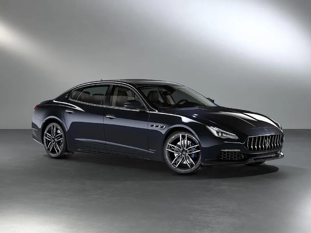 Maserati Quattroporte,autocango,china used car exporter,china ev exporter,chinese used car exporter,chinese used ev exporter