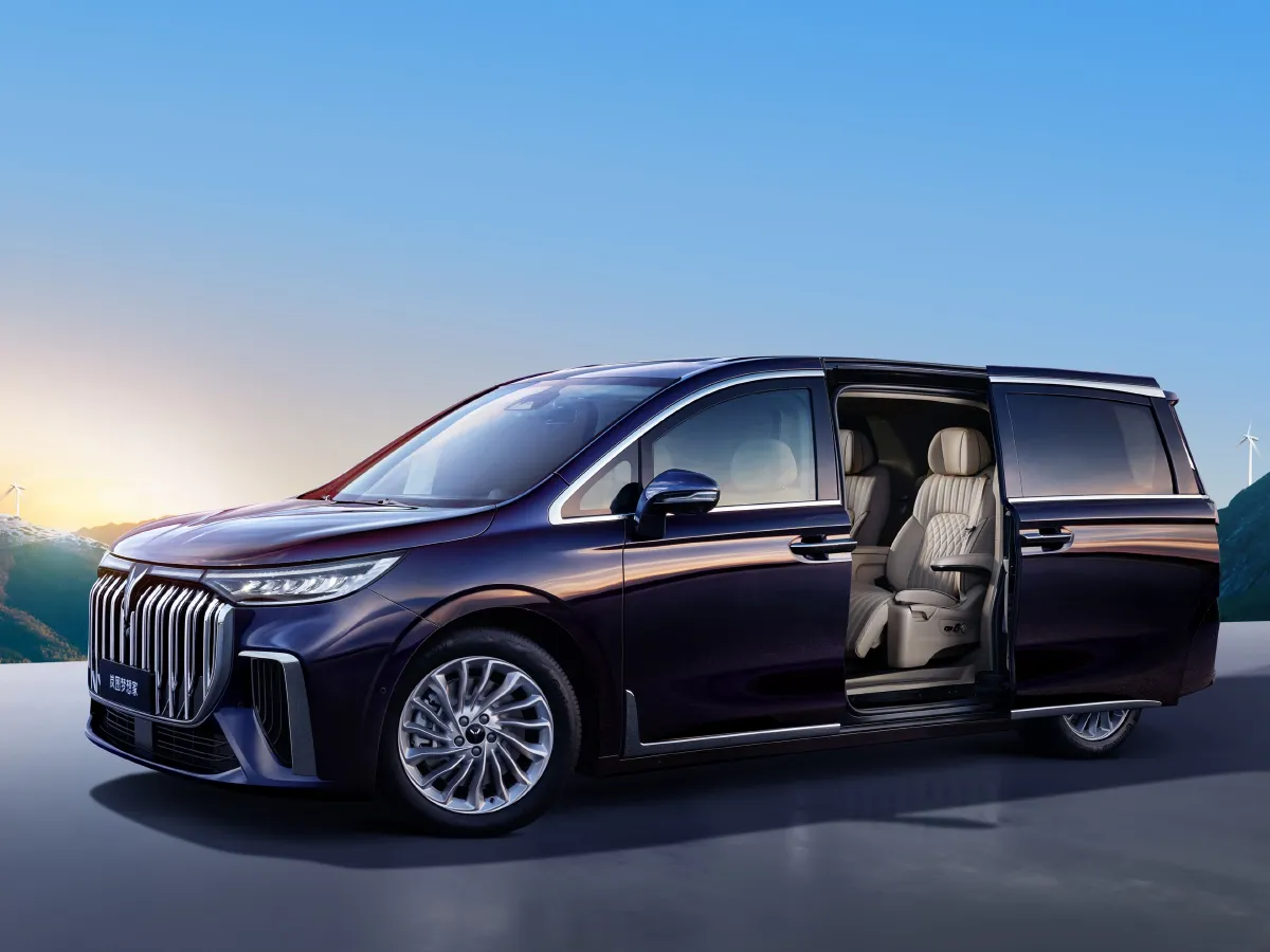 Voyah Dream,autocango,china used car exporter,china ev exporter,chinese used car exporter,chinese used ev exporter