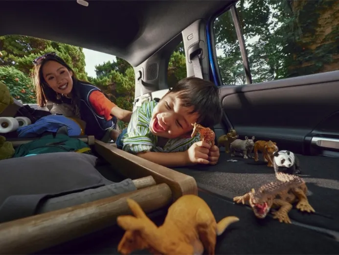 Mercedes-Benz GLB Class,autocango,china used car exporter,china ev exporter,chinese used car exporter,chinese used ev exporter