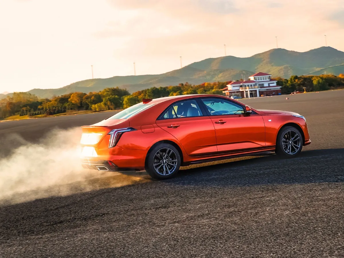 Cadillac CT4,autocango,china used car exporter,china ev exporter,chinese used car exporter,chinese used ev exporter