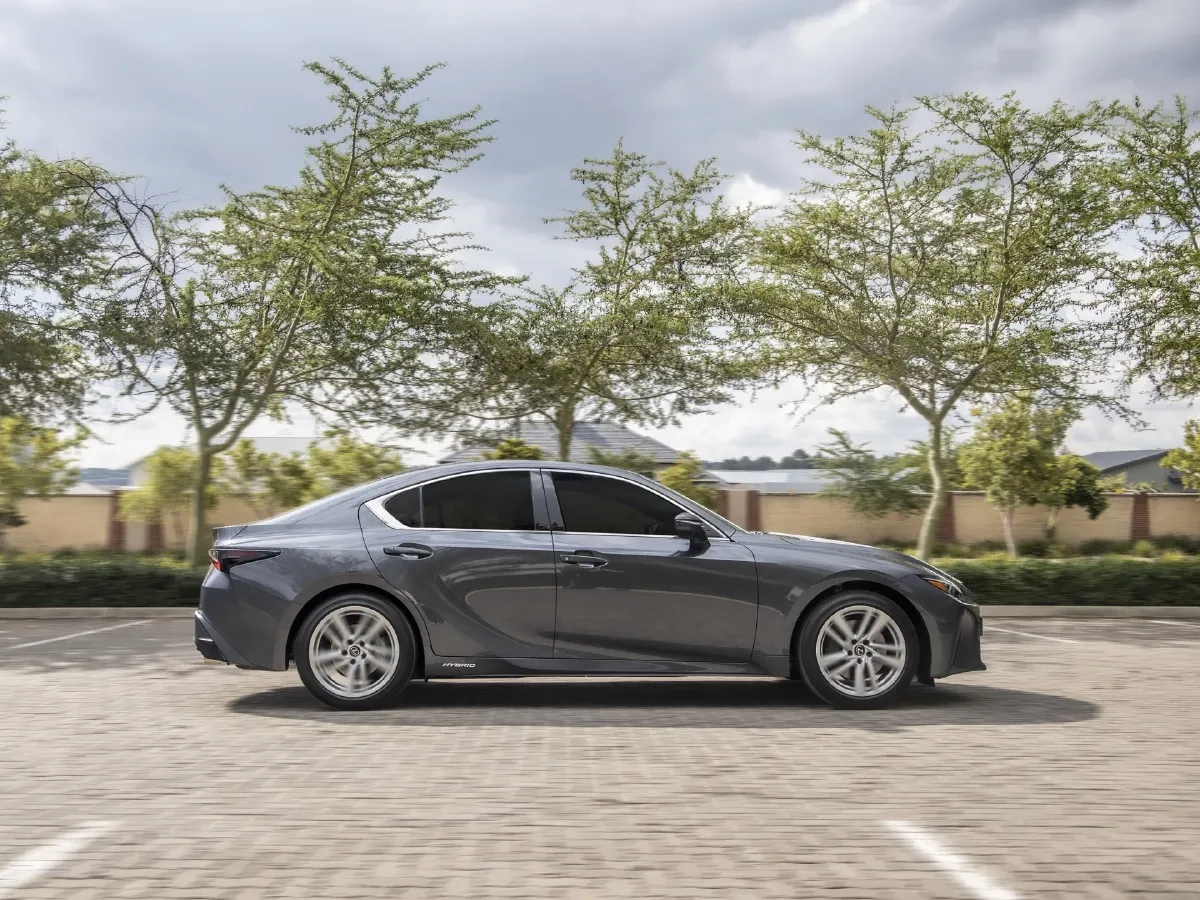 Lexus IS,autocango,china used car exporter,china ev exporter,chinese used car exporter,chinese used ev exporter