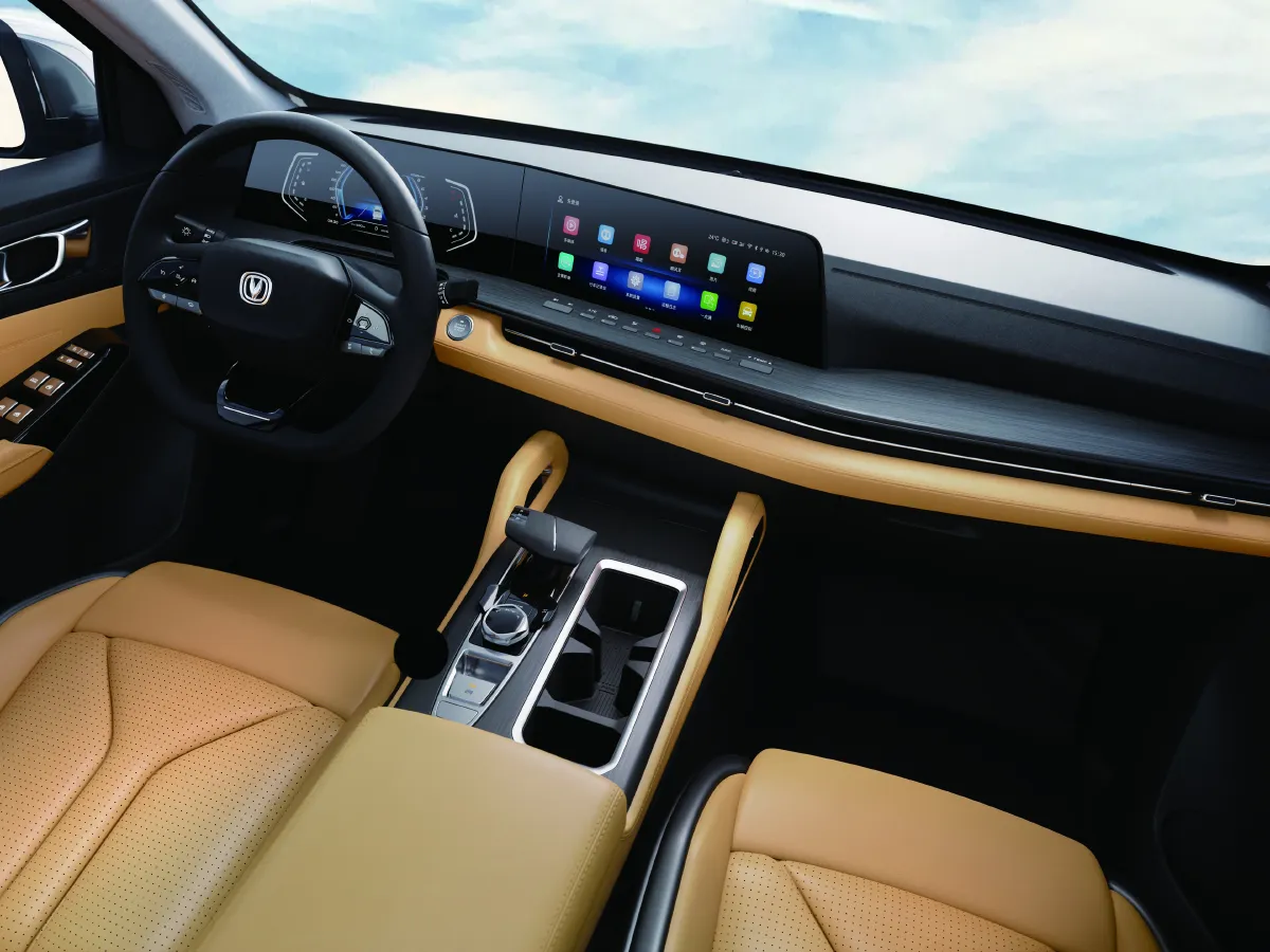 ChangAn LanTuoZhe,autocango,china used car exporter,china ev exporter,chinese used car exporter,chinese used ev exporter