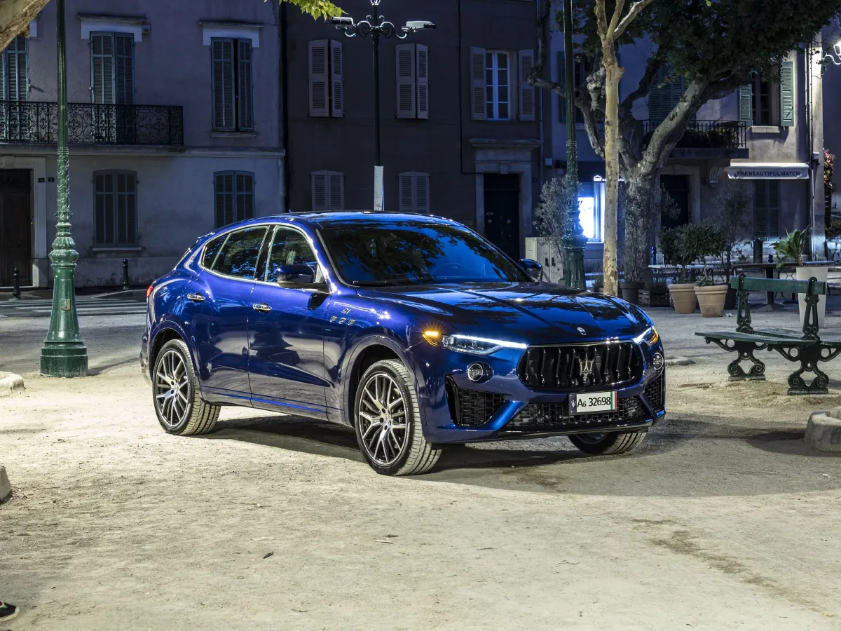 Maserati Levante,autocango,china used car exporter,china ev exporter,chinese used car exporter,chinese used ev exporter