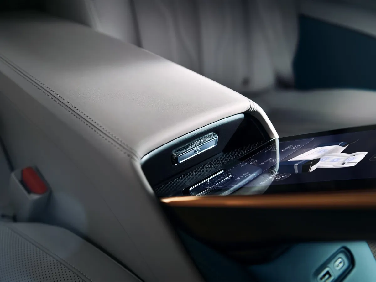 Buick Century,autocango,china used car exporter,china ev exporter,chinese used car exporter,chinese used ev exporter