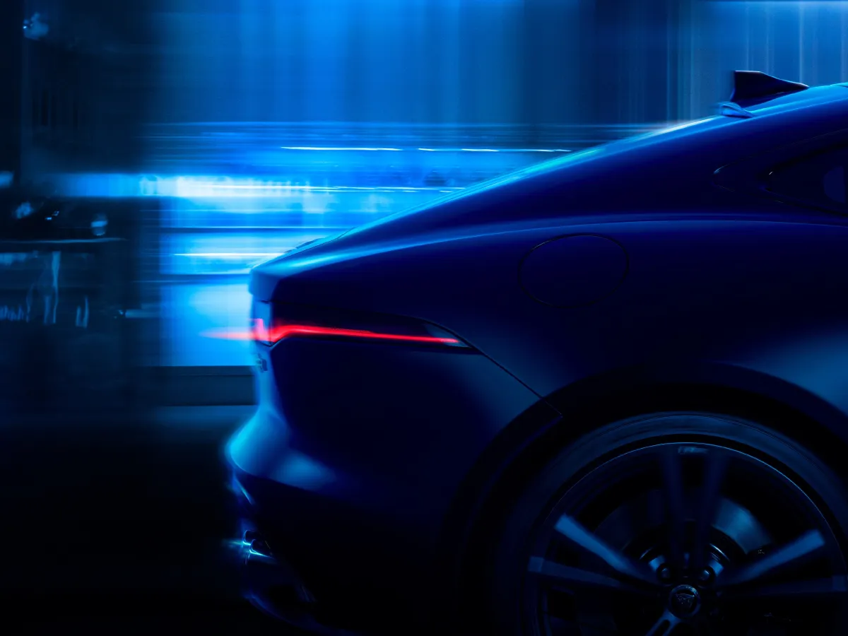 Jaguar F-TYPE,autocango,china used car exporter,china ev exporter,chinese used car exporter,chinese used ev exporter