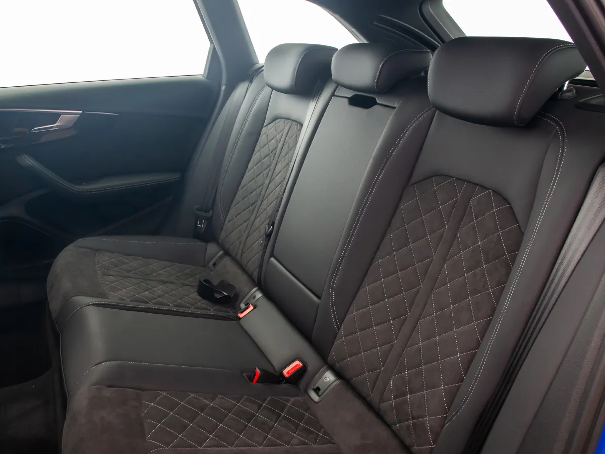 Audi RS 4,autocango,china used car exporter,china ev exporter,chinese used car exporter,chinese used ev exporter