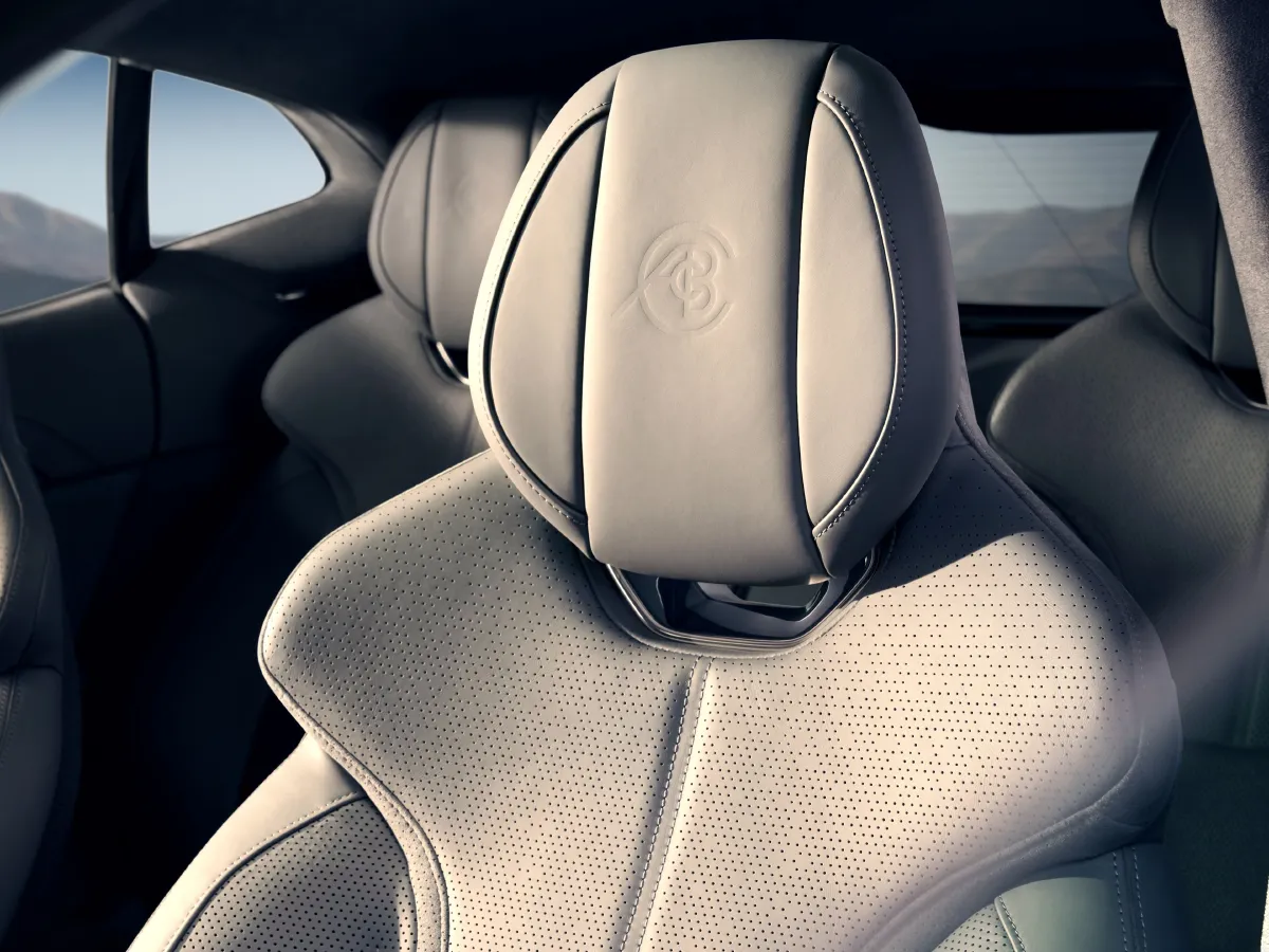 Lotus ELETRE,autocango,china used car exporter,china ev exporter,chinese used car exporter,chinese used ev exporter