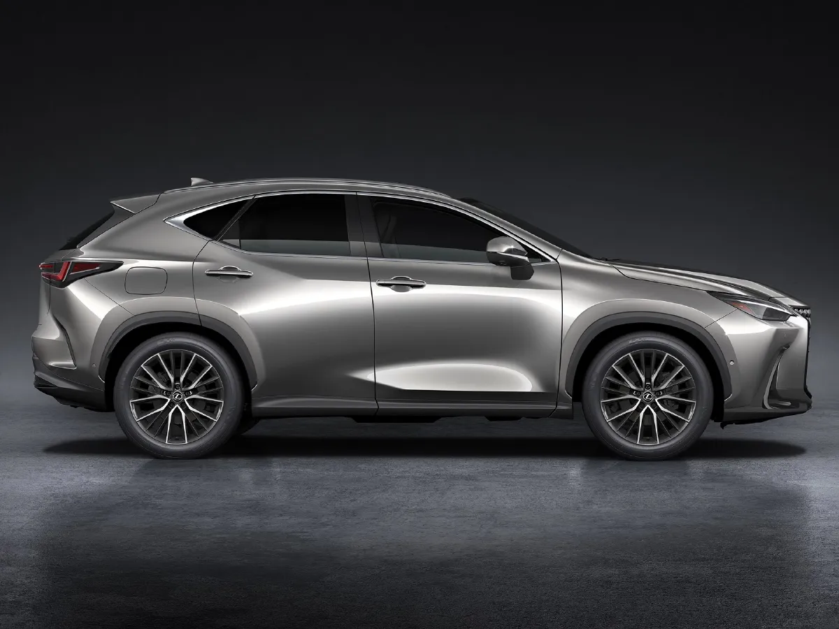 2024 Lexus NX 2.5L 185HP L4 E-CVT PHEV 16KWH,autocango,china used car exporter,china ev exporter,chinese used car exporter,chinese used ev exporter