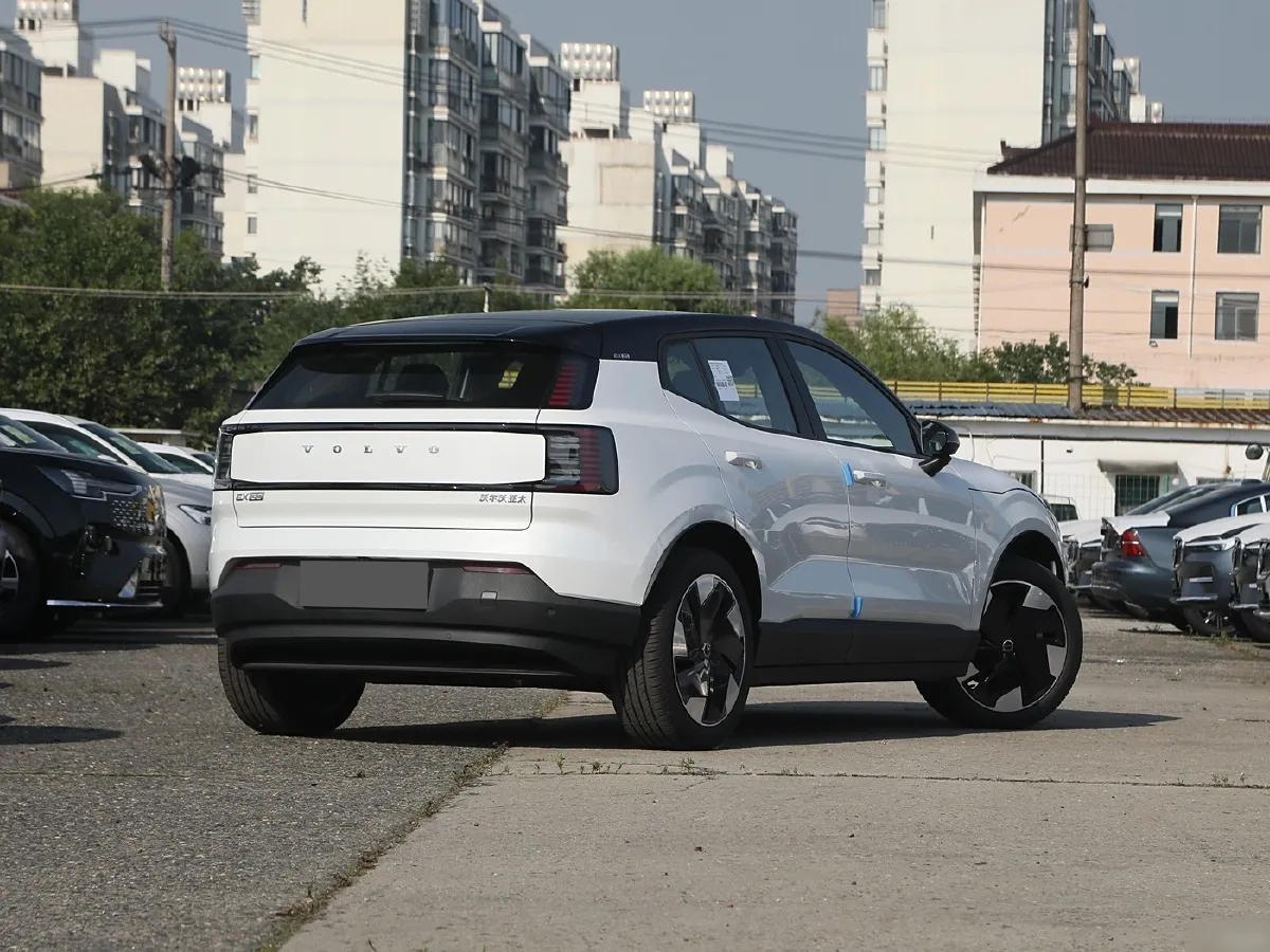 Volvo EX30,autocango,china used car exporter,china ev exporter,chinese used car exporter,chinese used ev exporter