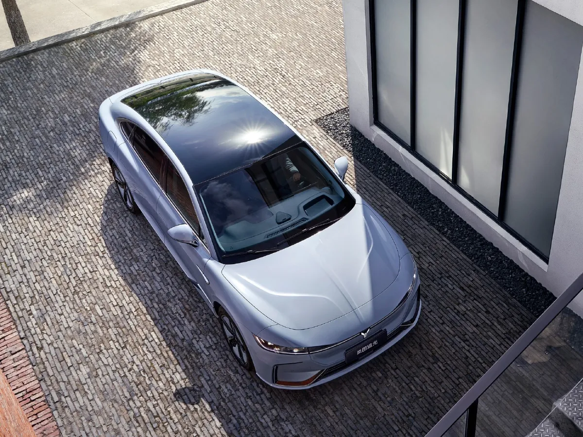 Voyah ZhuiGuang,autocango,china used car exporter,china ev exporter,chinese used car exporter,chinese used ev exporter