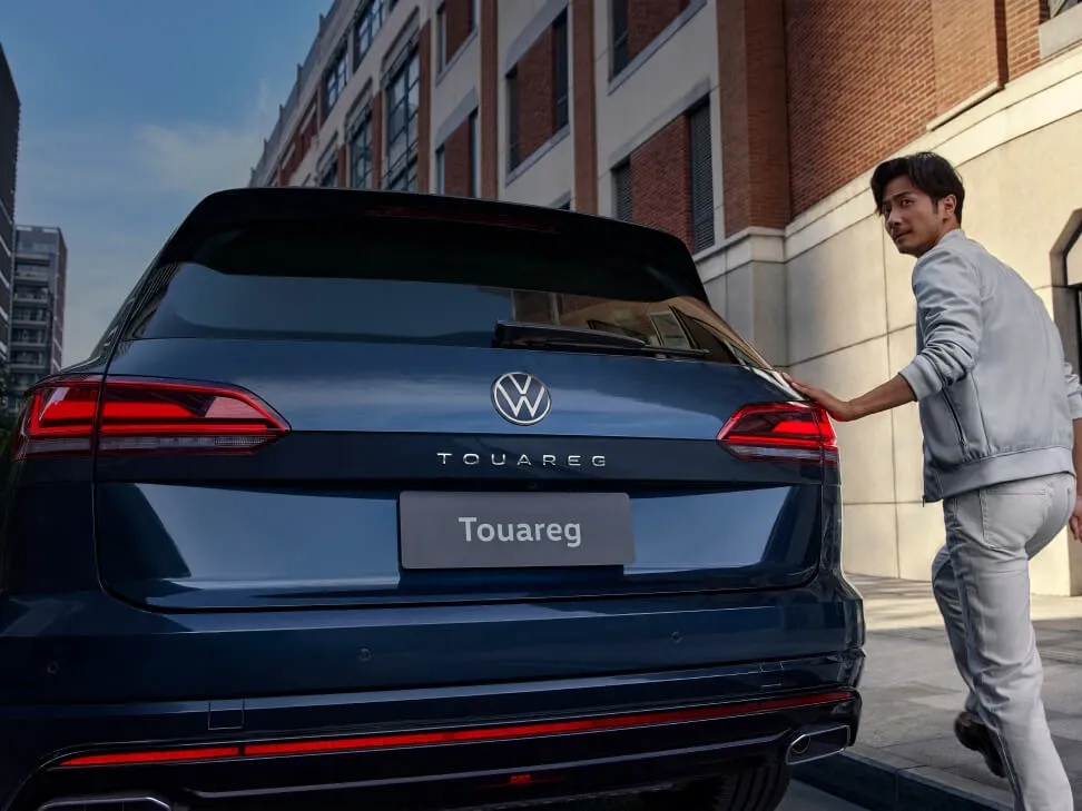 Volkswagen Touareg,autocango,china used car exporter,china ev exporter,chinese used car exporter,chinese used ev exporter