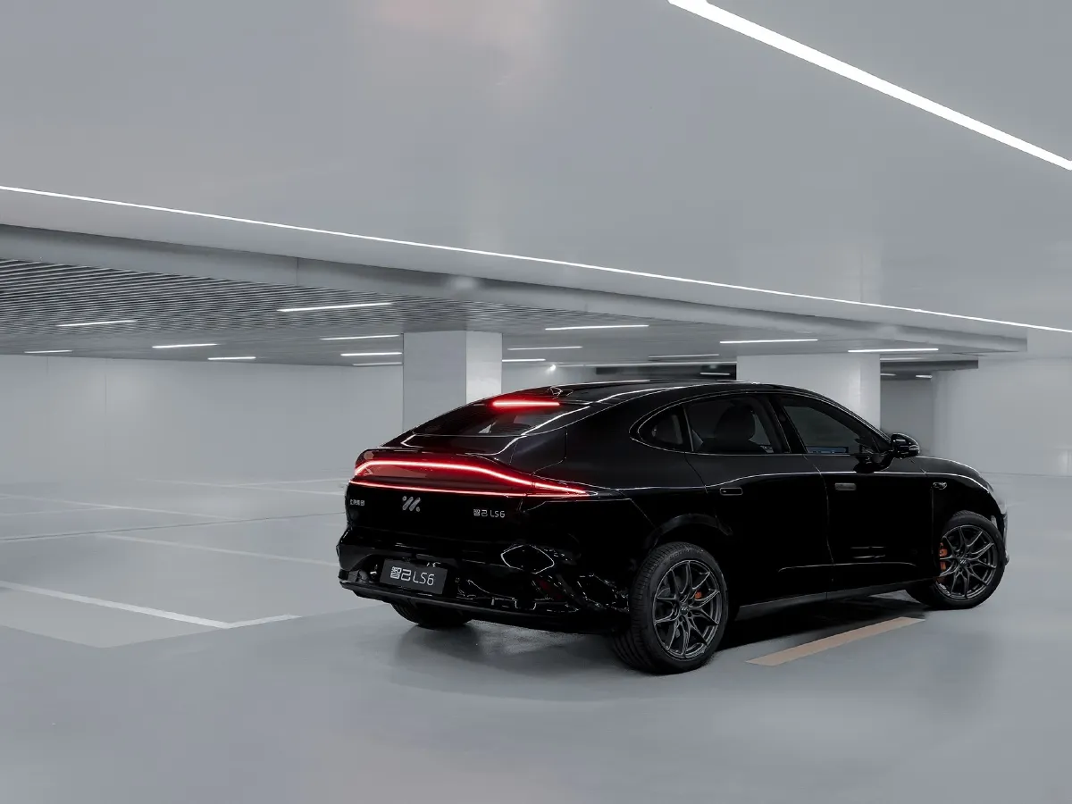 IM LS6,autocango,china used car exporter,china ev exporter,chinese used car exporter,chinese used ev exporter