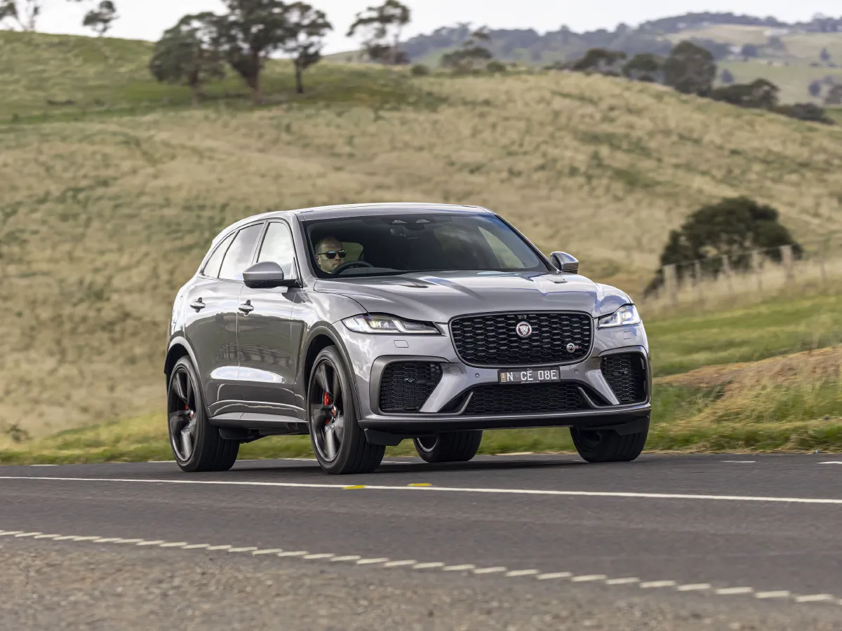 Jaguar F-PACE,autocango,china used car exporter,china ev exporter,chinese used car exporter,chinese used ev exporter