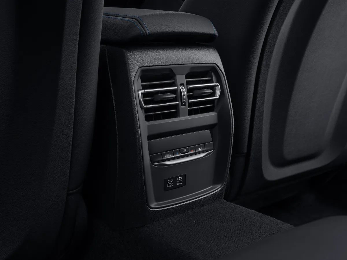 BMW 3 Series,autocango,china used car exporter,china ev exporter,chinese used car exporter,chinese used ev exporter