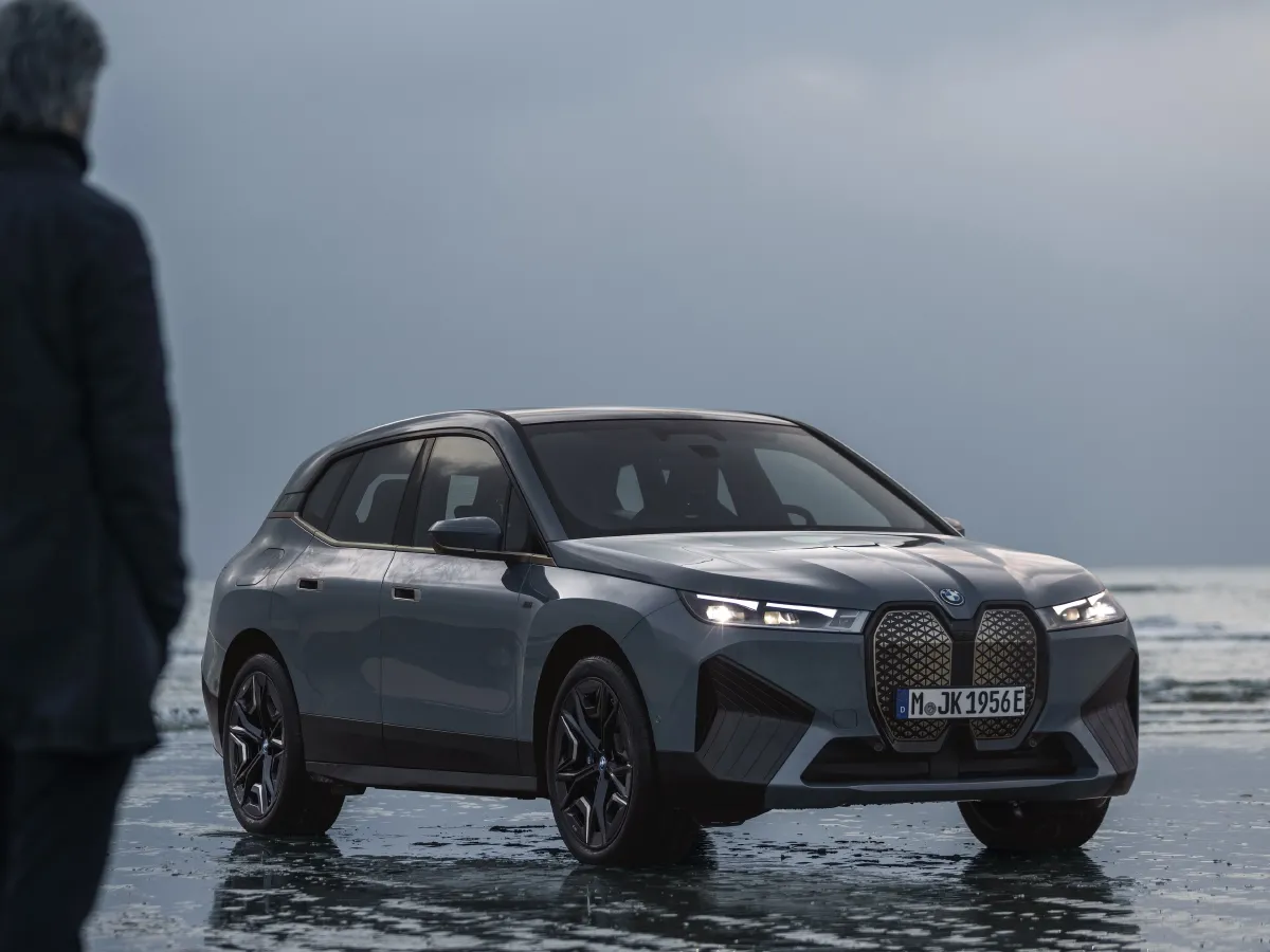 BMW iX,autocango,china used car exporter,china ev exporter,chinese used car exporter,chinese used ev exporter