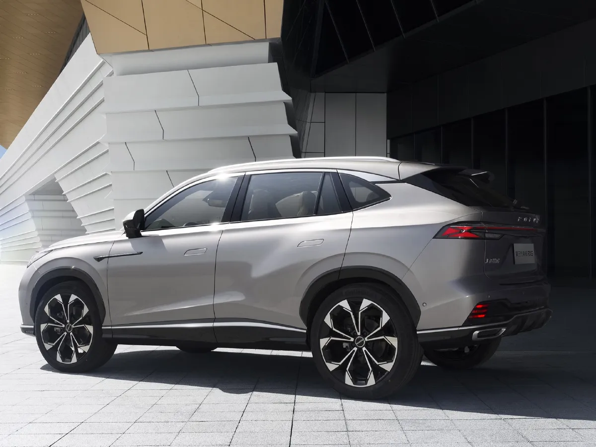 Roewe RX5,autocango,china used car exporter,china ev exporter,chinese used car exporter,chinese used ev exporter