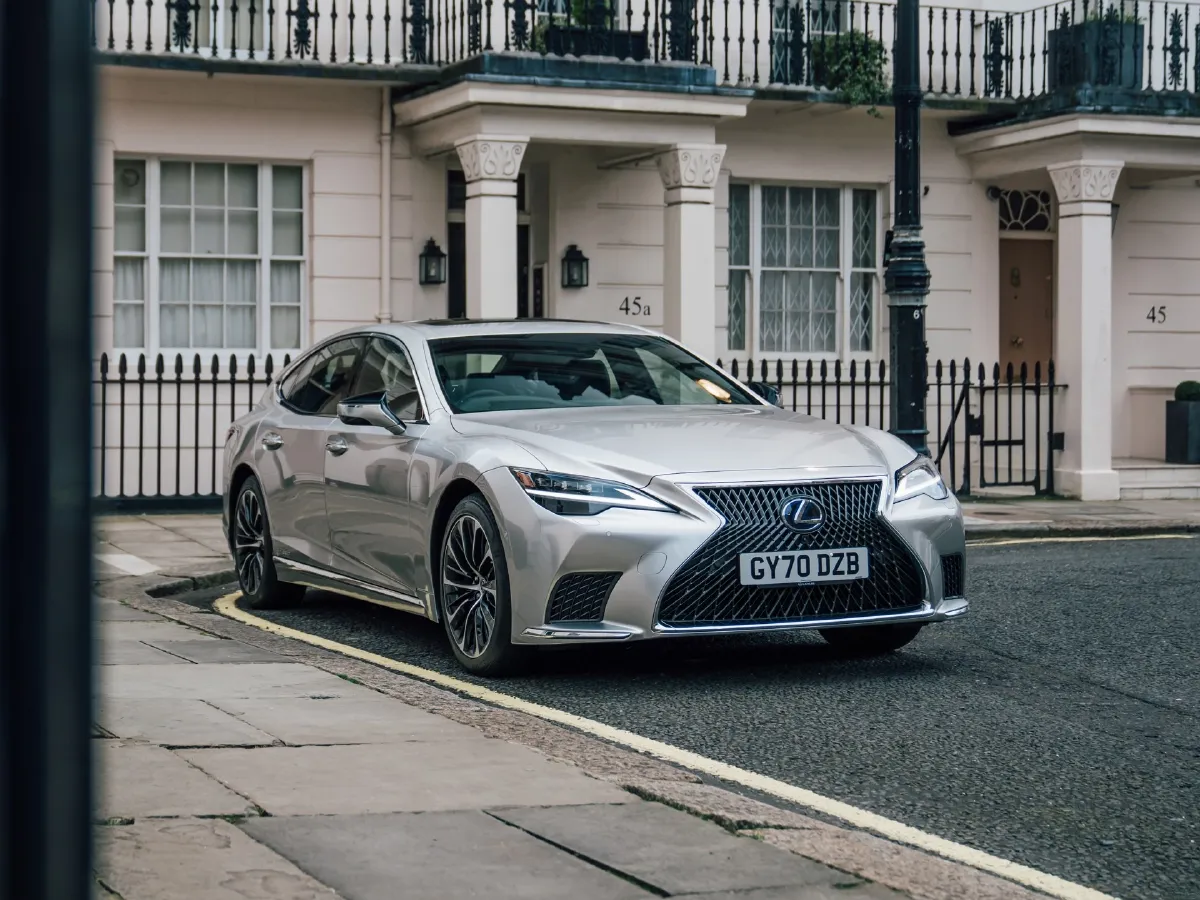 2020 Lexus LS 3.5L 299HP V6 E-CVT Hybrid,autocango,china used car exporter,china ev exporter,chinese used car exporter,chinese used ev exporter