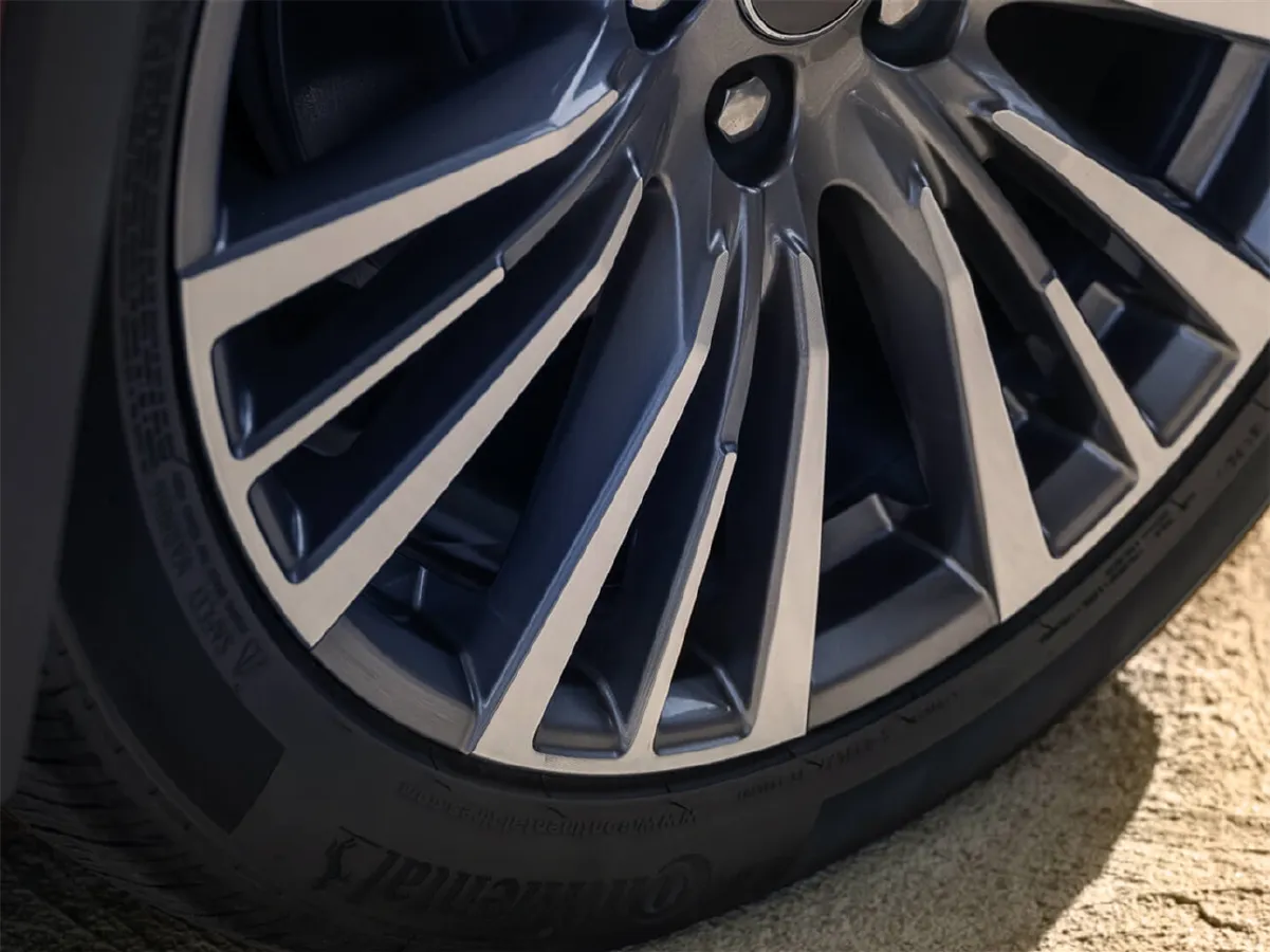 2024 Cadillac XT4 2.0T 237HP L4 9AT,autocango,china used car exporter,china ev exporter,chinese used car exporter,chinese used ev exporter