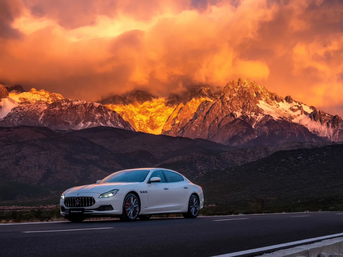 Maserati Quattroporte,autocango,china used car exporter,china ev exporter,chinese used car exporter,chinese used ev exporter