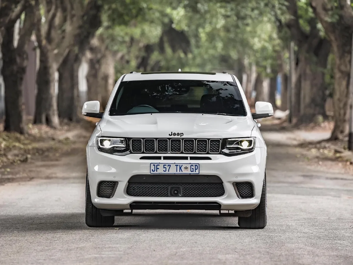 Jeep Grand Cherokee,autocango,china used car exporter,china ev exporter,chinese used car exporter,chinese used ev exporter