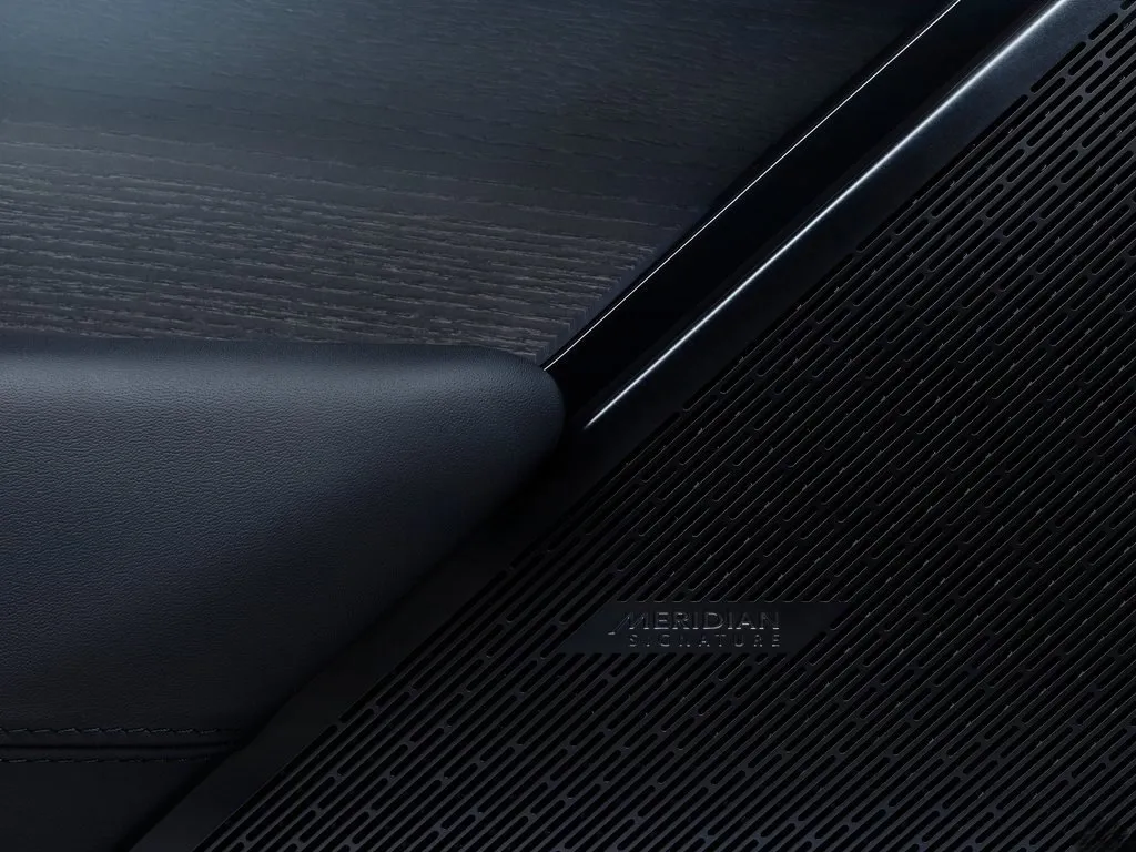 Land Rover Range Rover Velar,autocango,china used car exporter,china ev exporter,chinese used car exporter,chinese used ev exporter