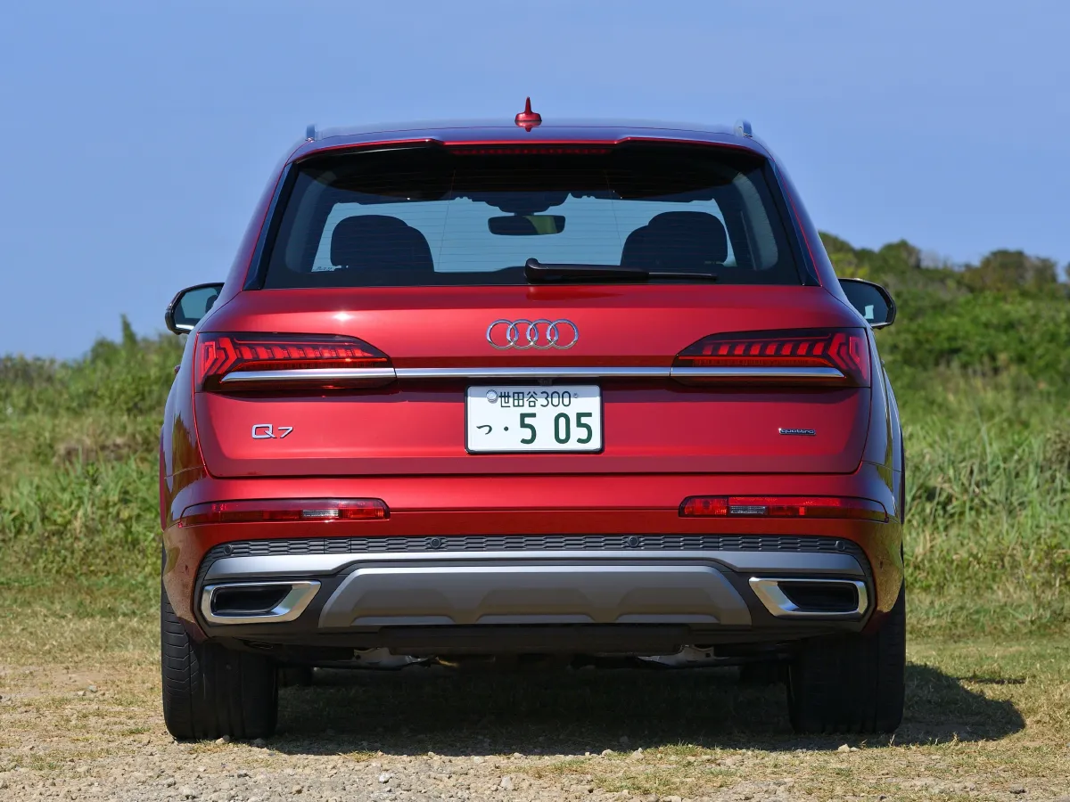 Audi Q7,autocango,china used car exporter,china ev exporter,chinese used car exporter,chinese used ev exporter