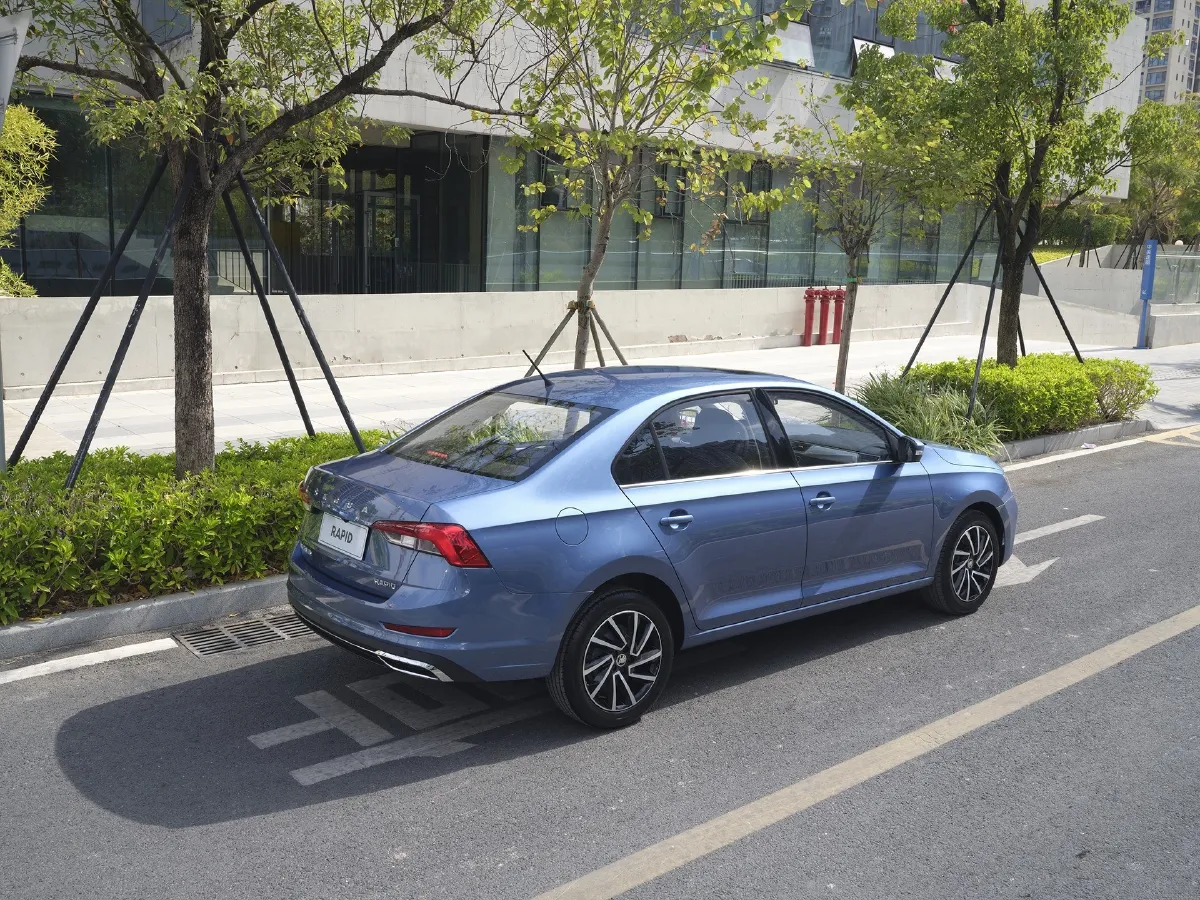 Skoda Rapid,autocango,china used car exporter,china ev exporter,chinese used car exporter,chinese used ev exporter