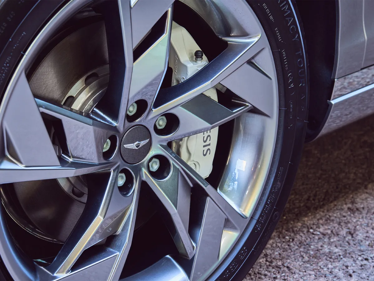 Genesis GV70,autocango,china used car exporter,china ev exporter,chinese used car exporter,chinese used ev exporter