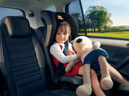 Volkswagen Touran,autocango,china used car exporter,china ev exporter,chinese used car exporter,chinese used ev exporter