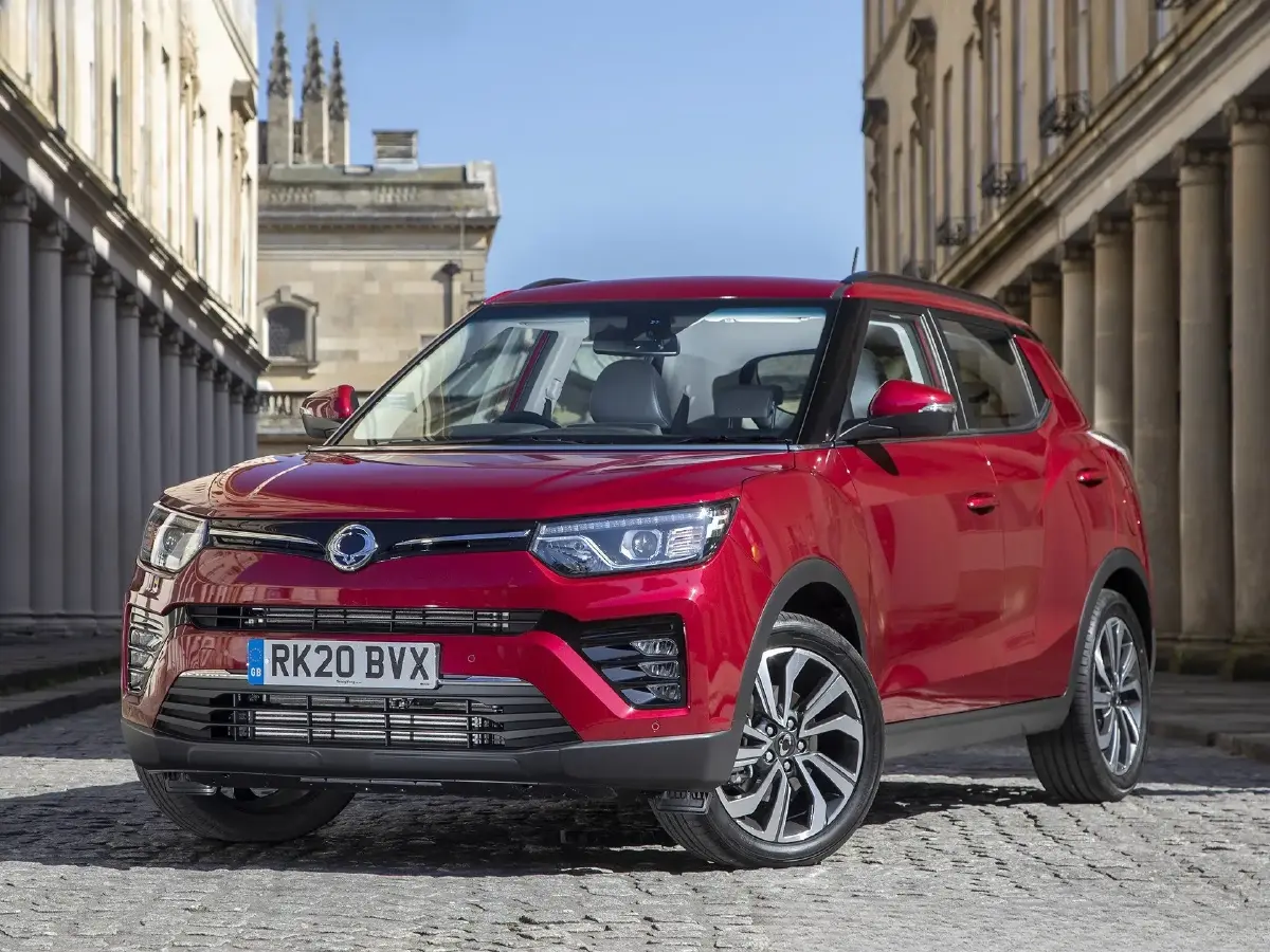 2015 SsangYong Tivolan 1.6L 128HP L4 6AT