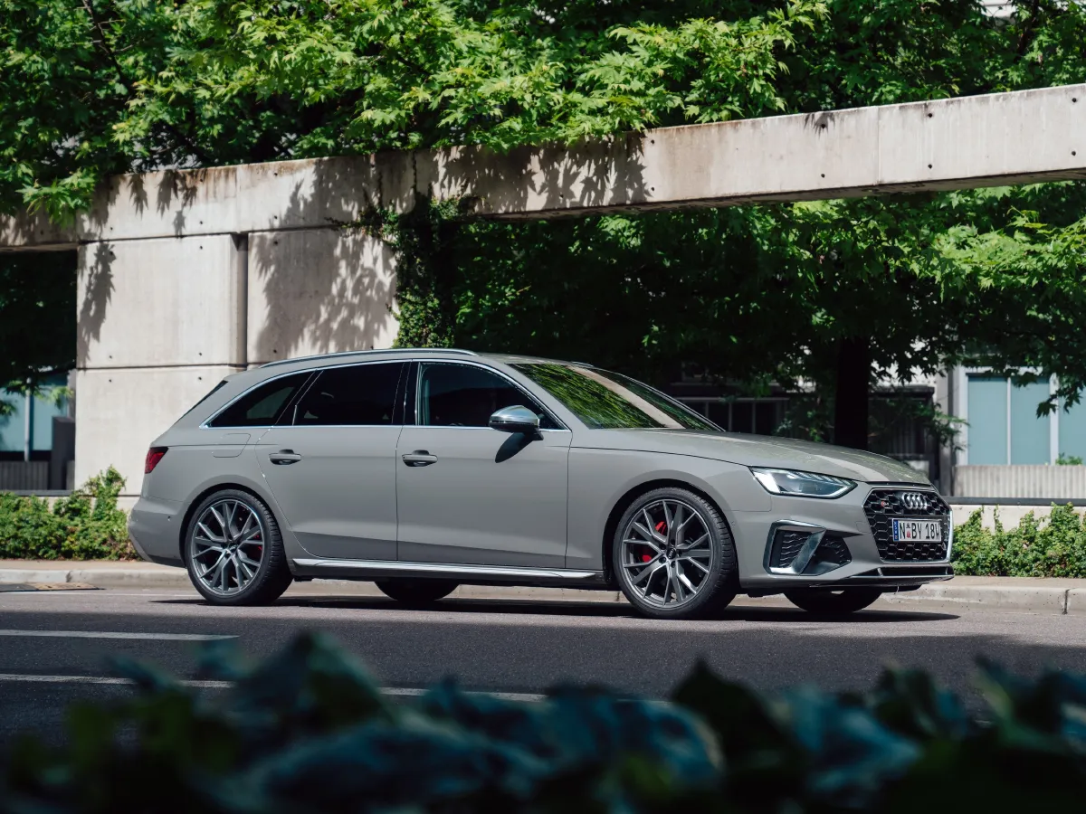 Audi S4,autocango,china used car exporter,china ev exporter,chinese used car exporter,chinese used ev exporter