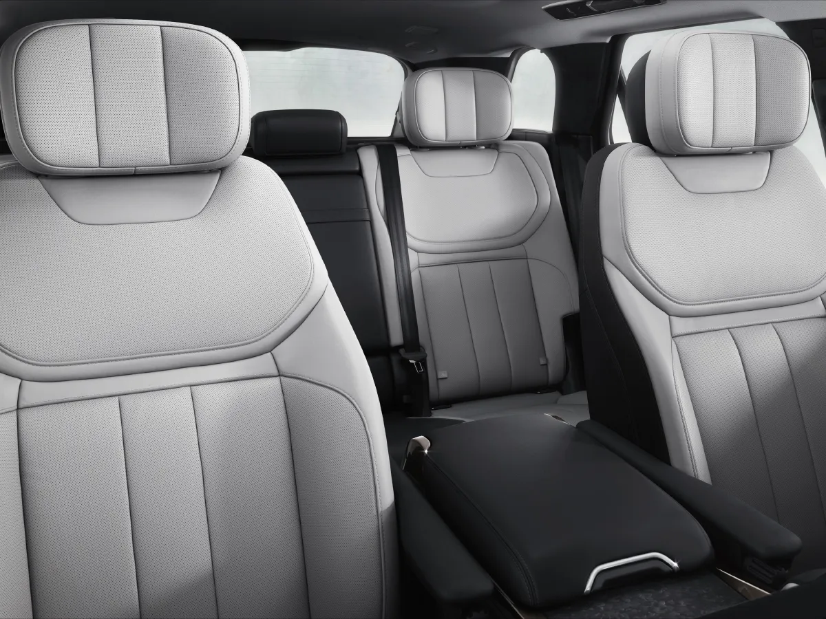 Land Rover Range Rover Sport,autocango,china used car exporter,china ev exporter,chinese used car exporter,chinese used ev exporter