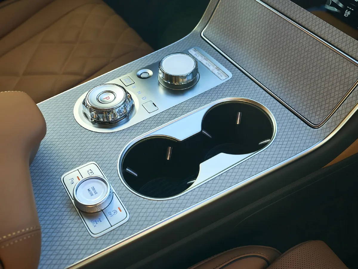 Genesis GV80,autocango,china used car exporter,china ev exporter,chinese used car exporter,chinese used ev exporter