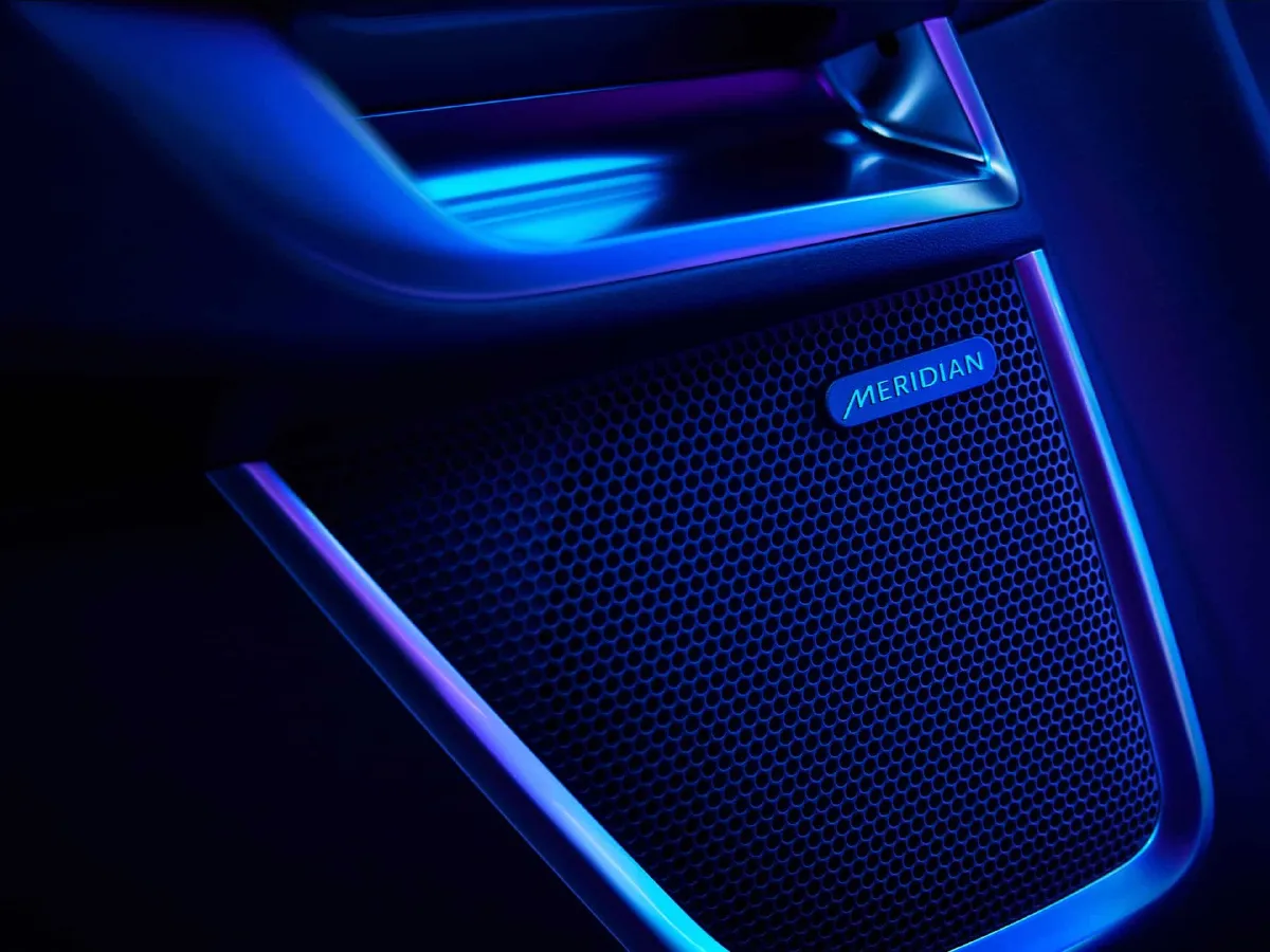 Jaguar E-PACE,autocango,china used car exporter,china ev exporter,chinese used car exporter,chinese used ev exporter