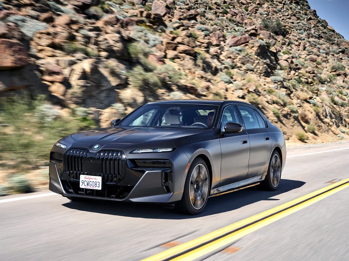 BMW i7,autocango,china used car exporter,china ev exporter,chinese used car exporter,chinese used ev exporter