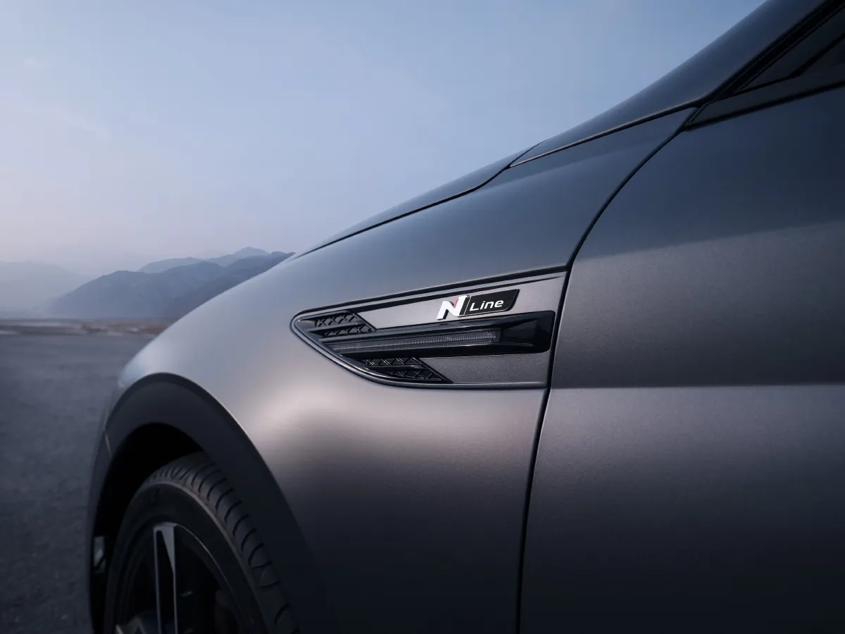 Hyundai Sonata,autocango,china used car exporter,china ev exporter,chinese used car exporter,chinese used ev exporter