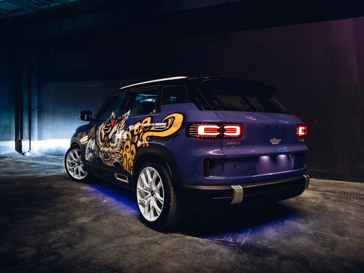 Geely ICON,autocango,china used car exporter,china ev exporter,chinese used car exporter,chinese used ev exporter