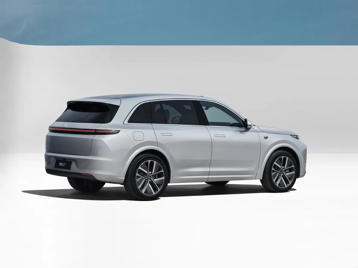 Li L7,autocango,china used car exporter,china ev exporter,chinese used car exporter,chinese used ev exporter