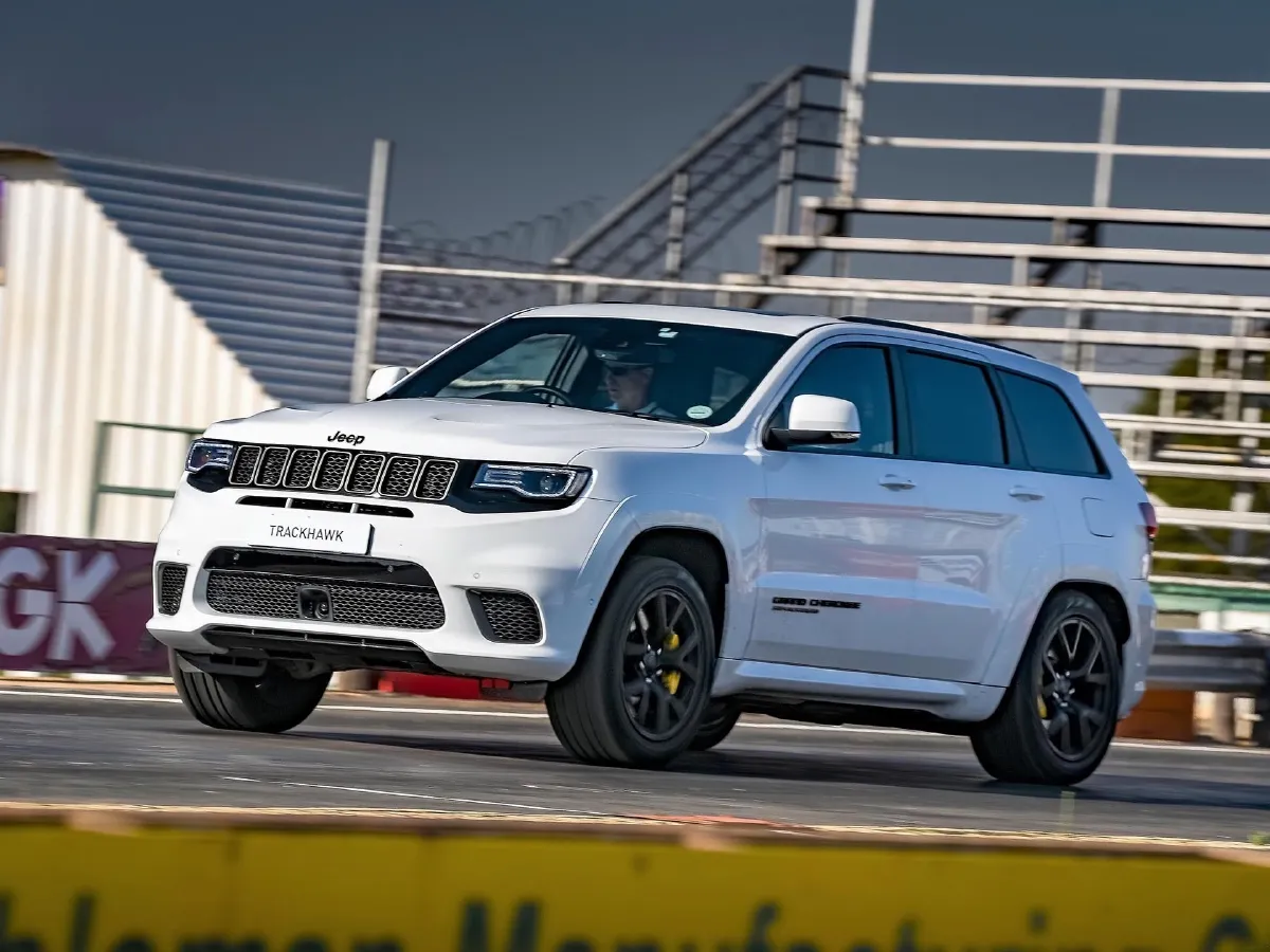 Jeep Grand Cherokee,autocango,china used car exporter,china ev exporter,chinese used car exporter,chinese used ev exporter