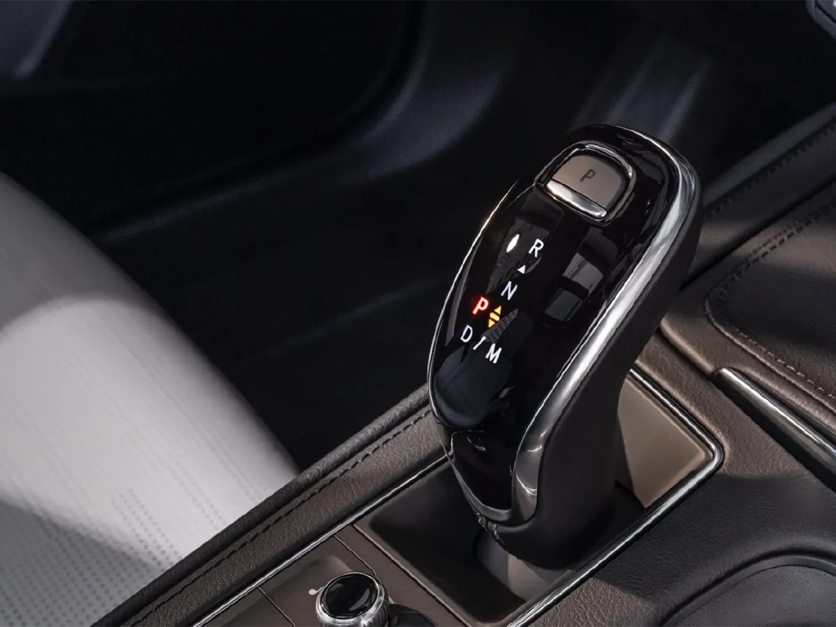 2024 Cadillac XT4 2.0T 237HP L4 9AT,autocango,china used car exporter,china ev exporter,chinese used car exporter,chinese used ev exporter