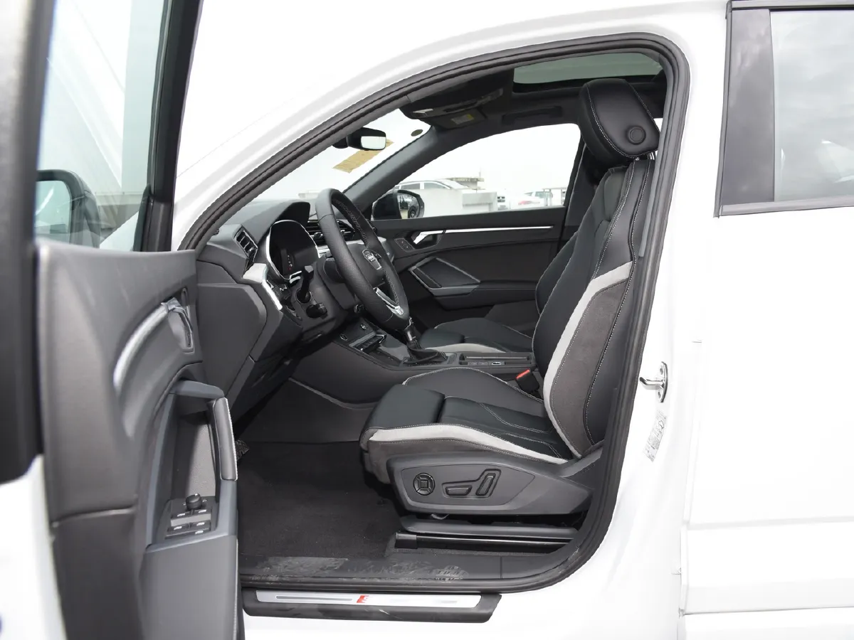 Audi Q3 Sportback,autocango,china used car exporter,china ev exporter,chinese used car exporter,chinese used ev exporter