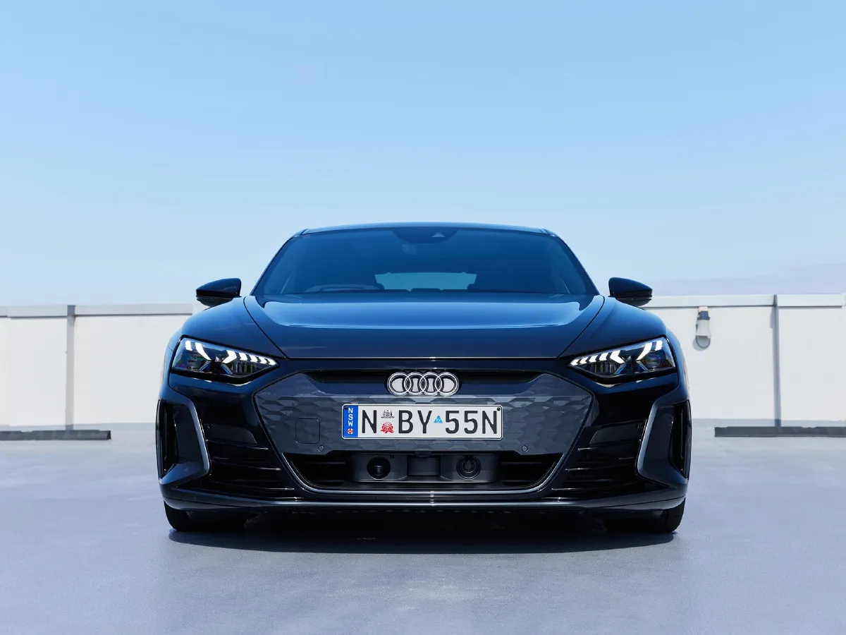 2023 Audi RS e-tron GT 2AT BEV 93.4KWH,autocango,china used car exporter,china ev exporter,chinese used car exporter,chinese used ev exporter