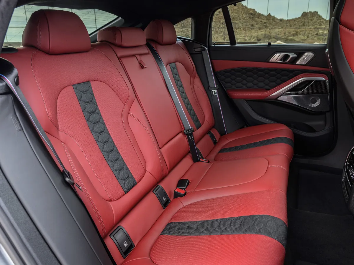 BMW X6 M,autocango,china used car exporter,china ev exporter,chinese used car exporter,chinese used ev exporter