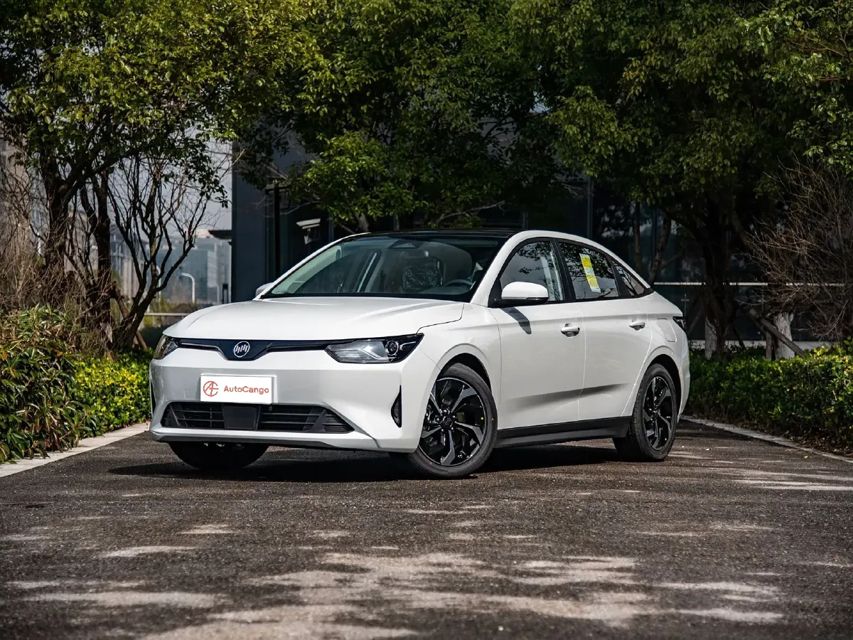 Weltmeister E.5,autocango,china used car exporter,china ev exporter,chinese used car exporter,chinese used ev exporter