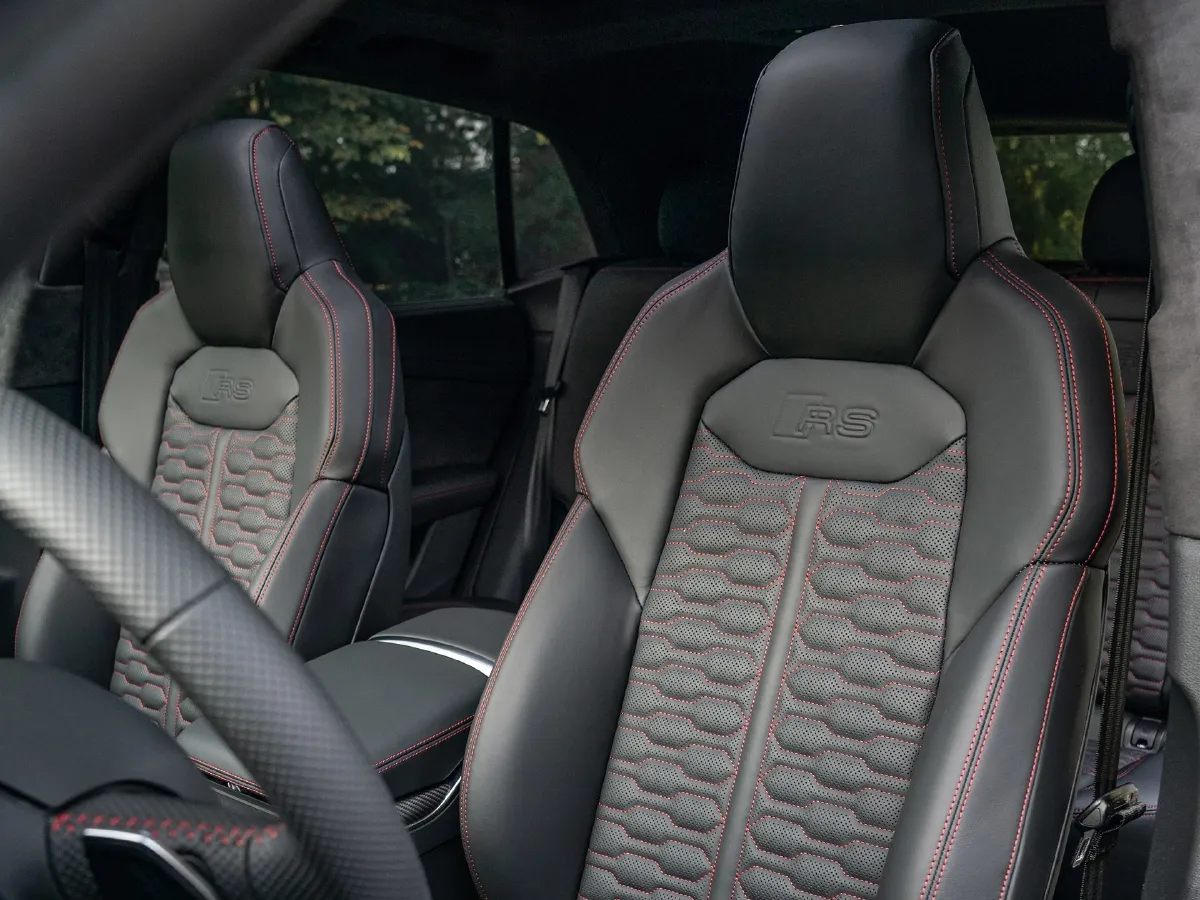 Audi RS Q8,autocango,china used car exporter,china ev exporter,chinese used car exporter,chinese used ev exporter