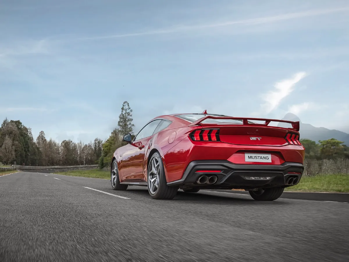 Ford Mustang,autocango,china used car exporter,china ev exporter,chinese used car exporter,chinese used ev exporter