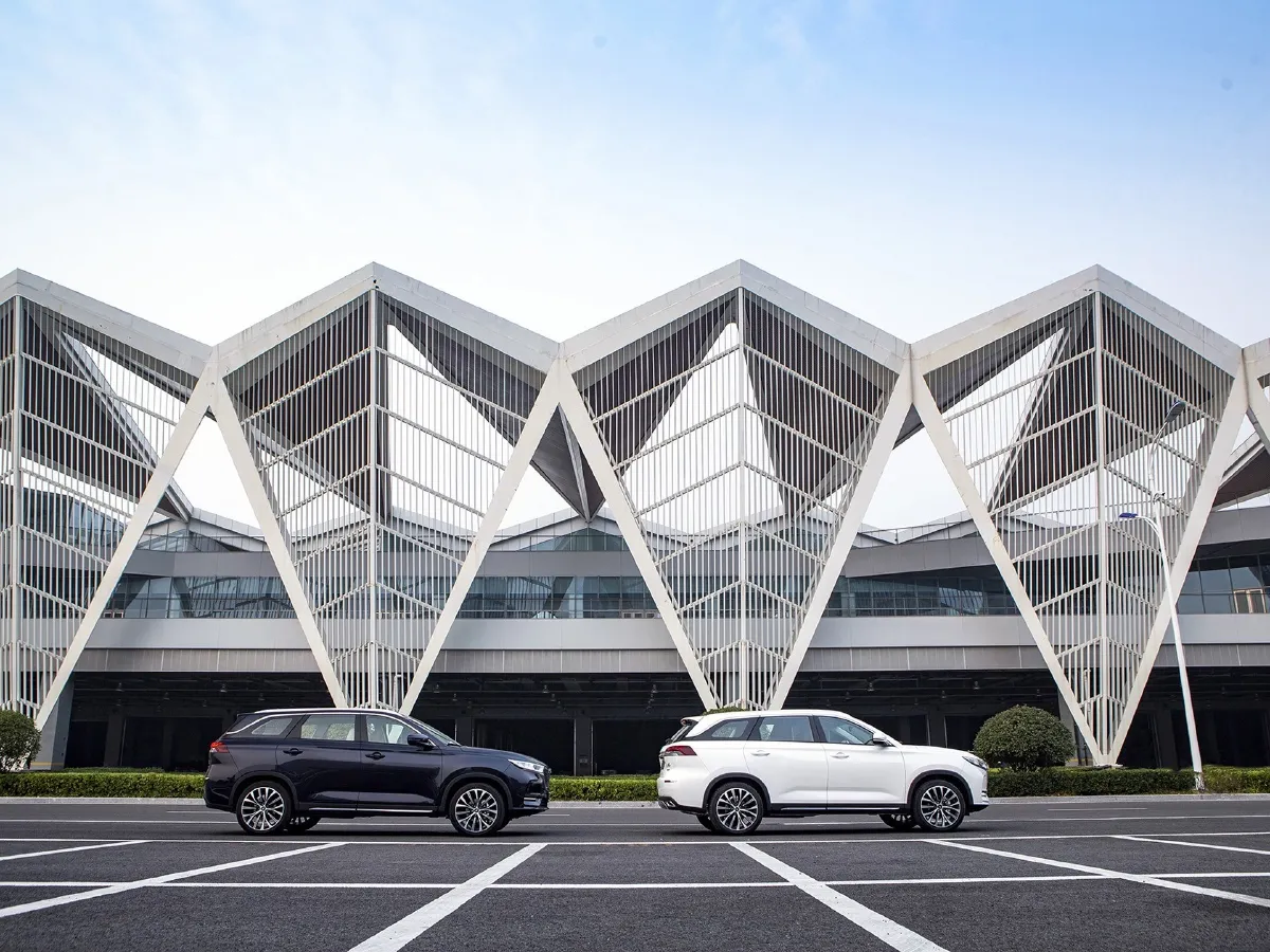 2021 ChangAn Oshan X7 1.5T 178HP L4 6MT,autocango,china used car exporter,china ev exporter,chinese used car exporter,chinese used ev exporter