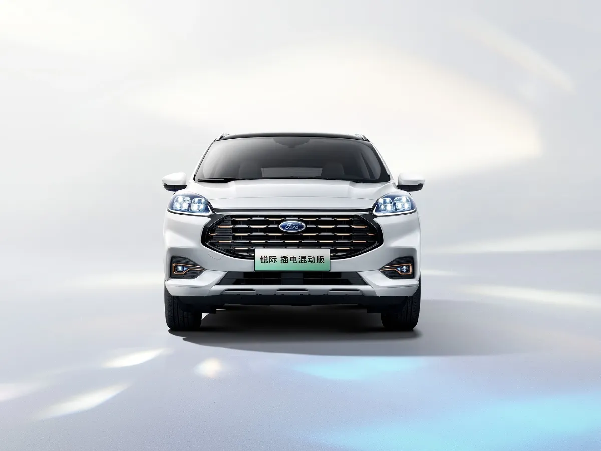 Ford Escape,autocango,china used car exporter,china ev exporter,chinese used car exporter,chinese used ev exporter